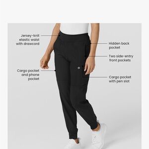 WonderWink Black Cargo Jogger Pants petite leg length